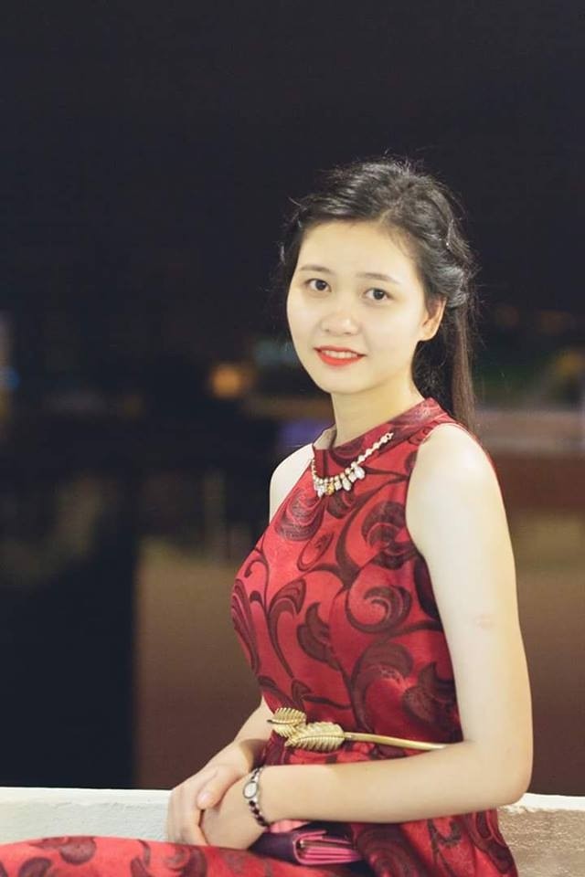 Nu sinh Viet Nam duyen dang bi to dien sau noi gi-Hinh-4